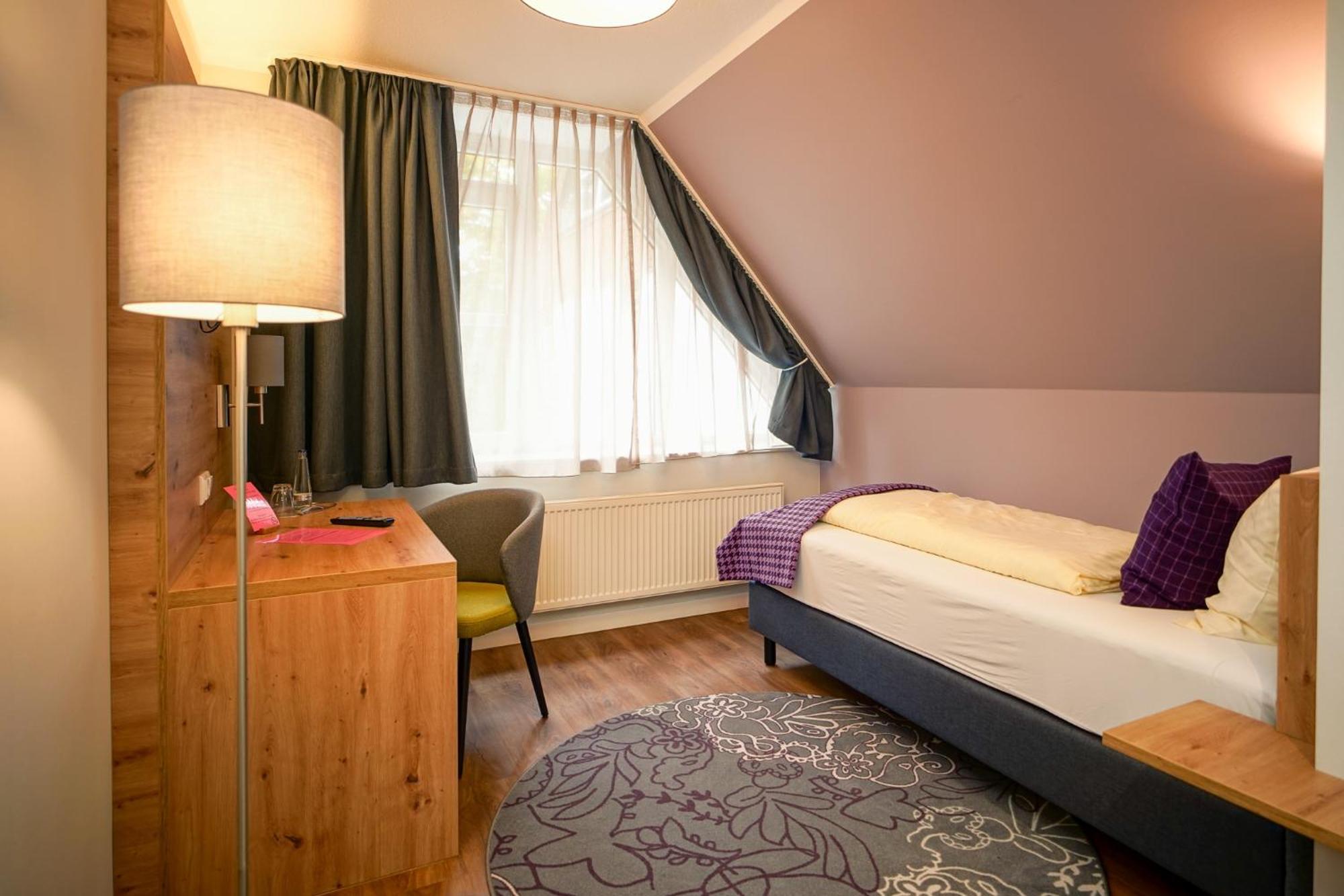 Hotel Lindenhof Bielefeld Dış mekan fotoğraf